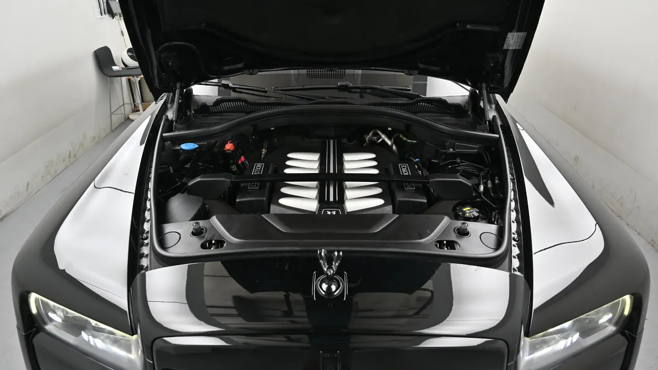 Rolls-Royce Cullinan — miniaturë 6