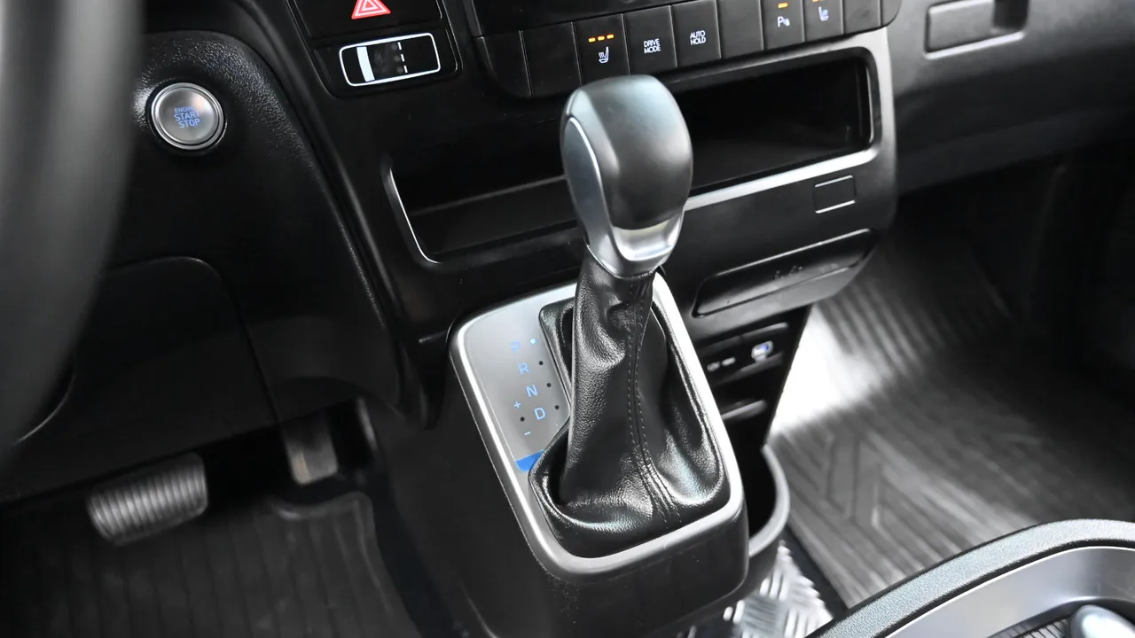Hyundai Staria — miniaturë 25