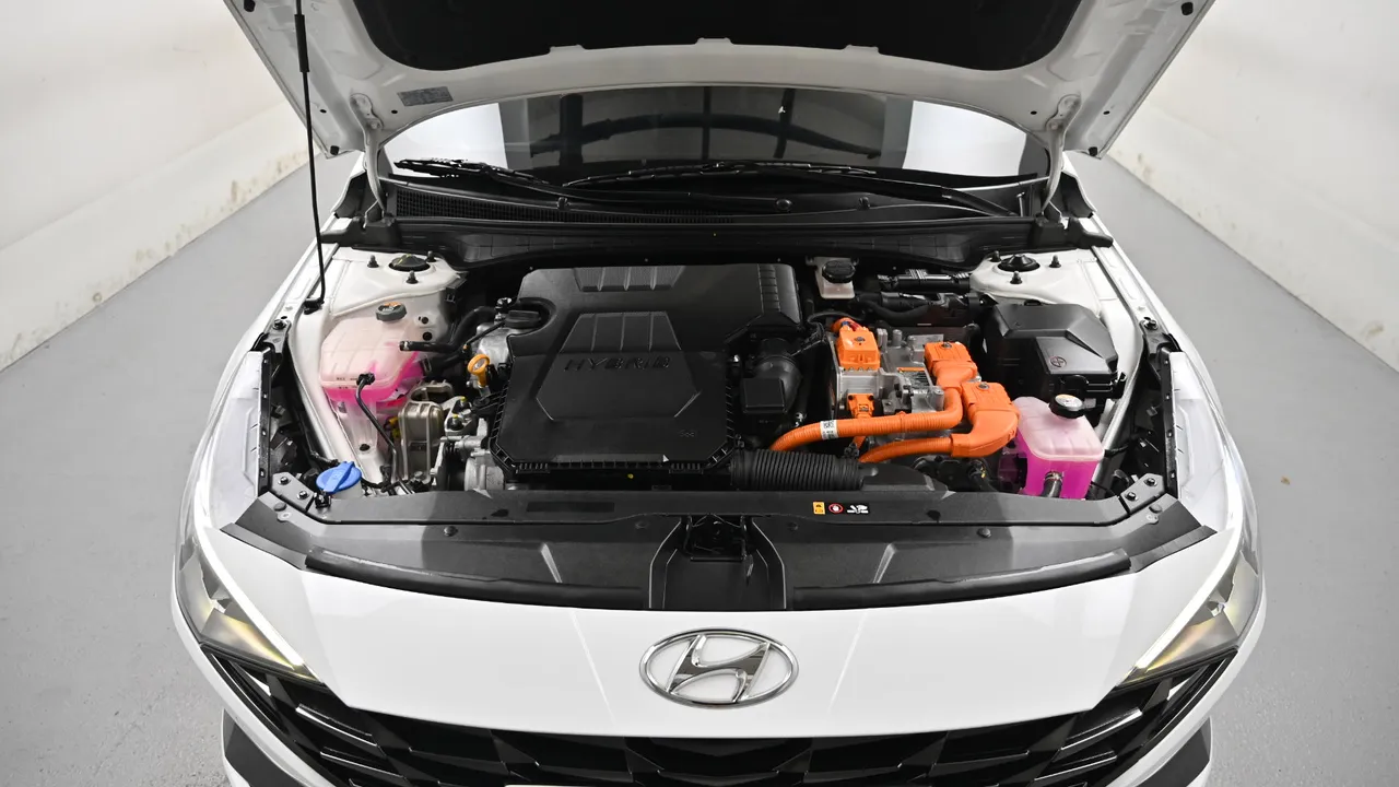 Hyundai Avante — miniaturë 6