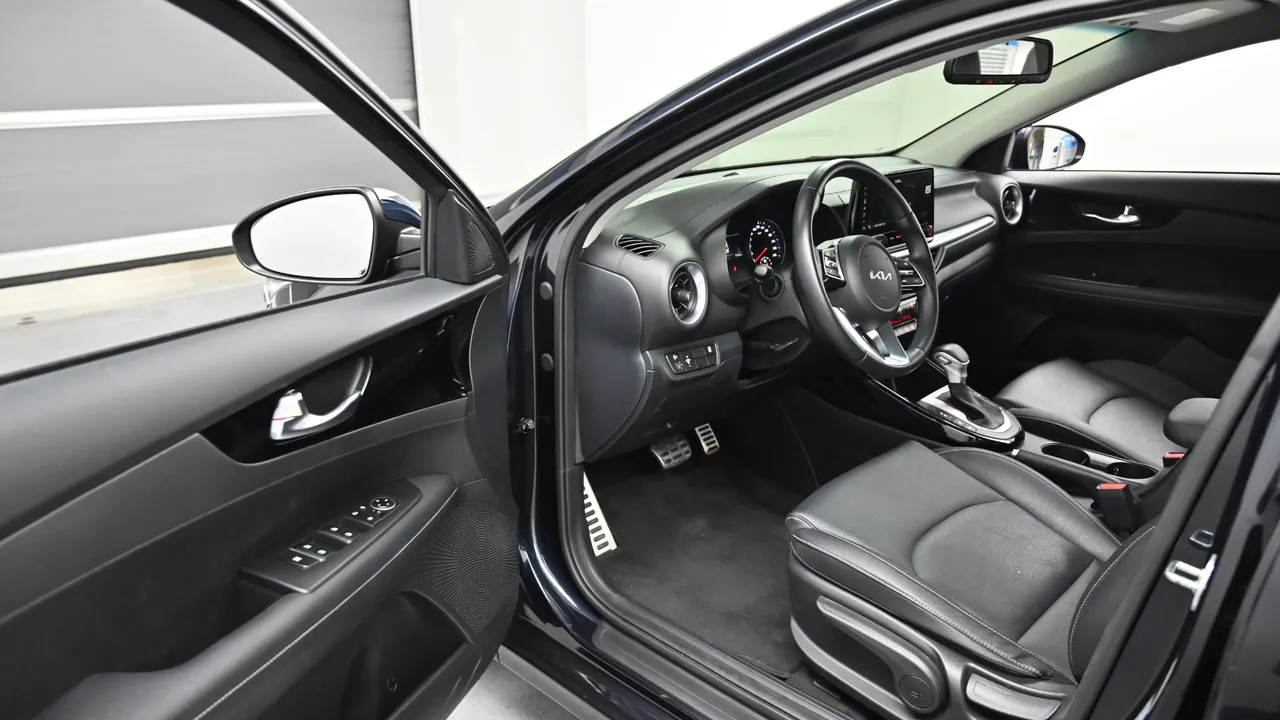 Kia K3 — miniaturë 11