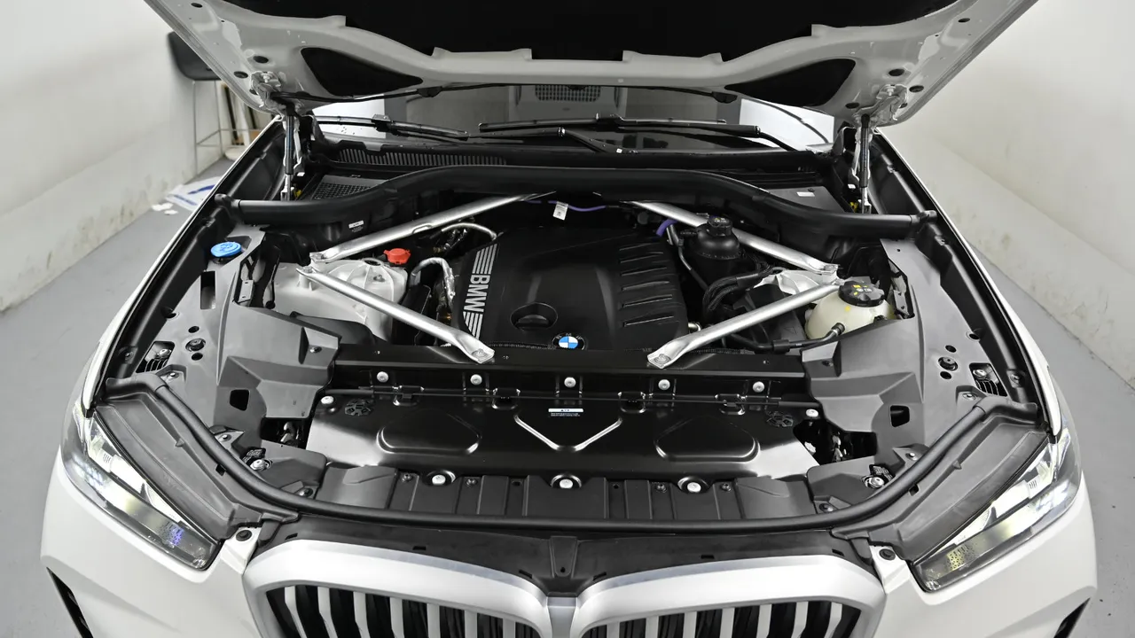 BMW X5 — miniaturë 6