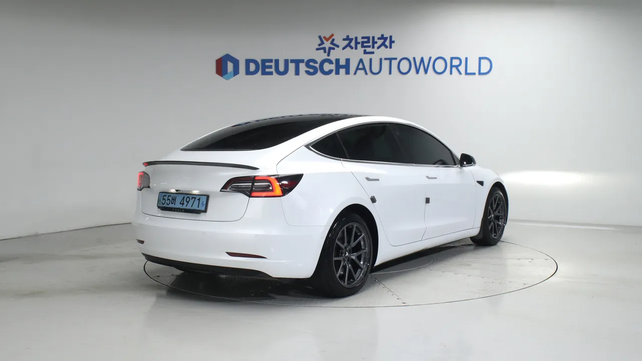 Tesla Model 3 72kWh Long Range