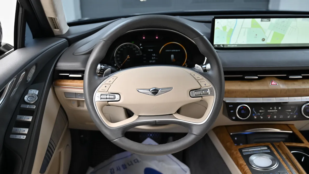 Genesis G80 — miniaturë 13