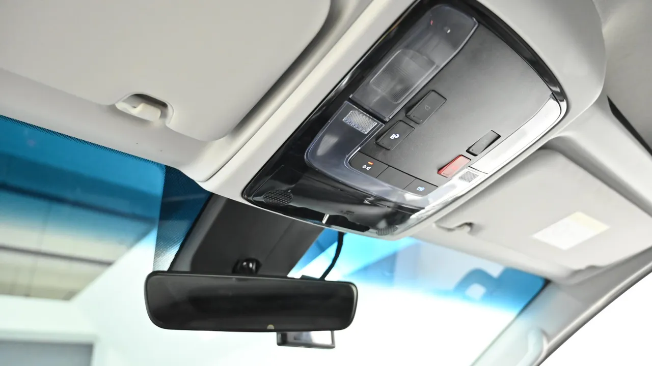 Hyundai Staria — miniaturë 18