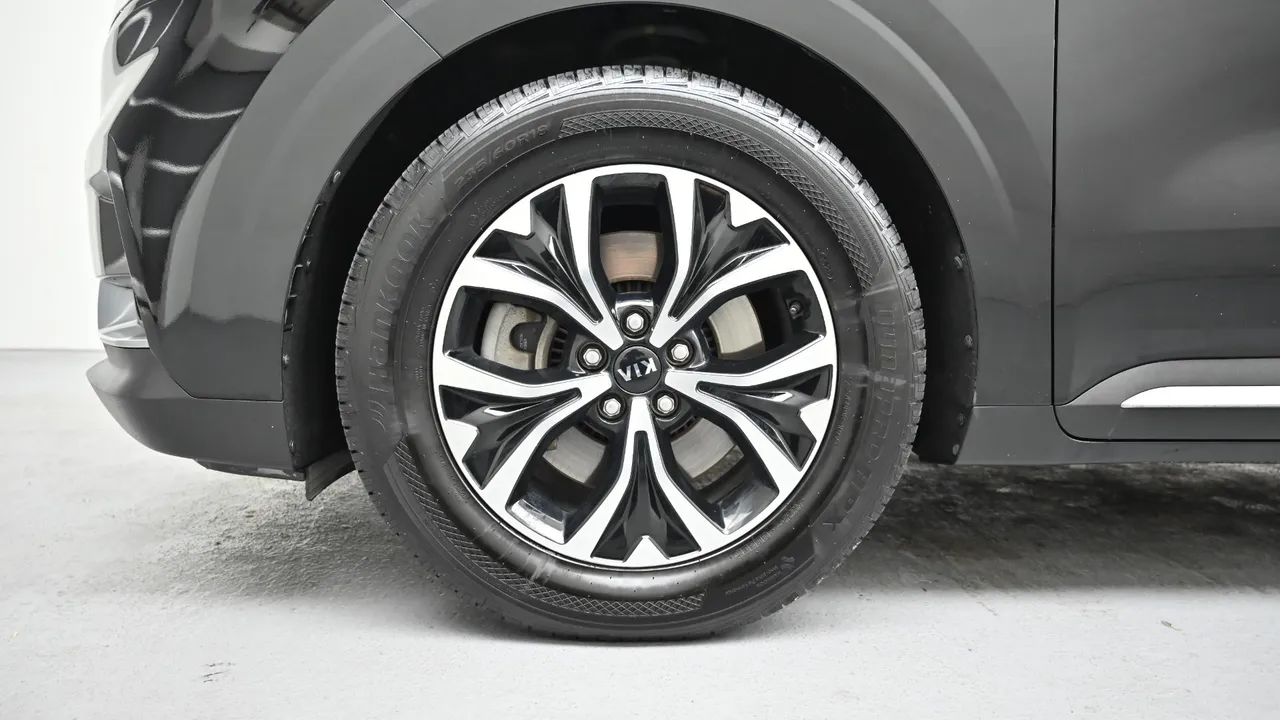 Kia Carnival — miniaturë 5