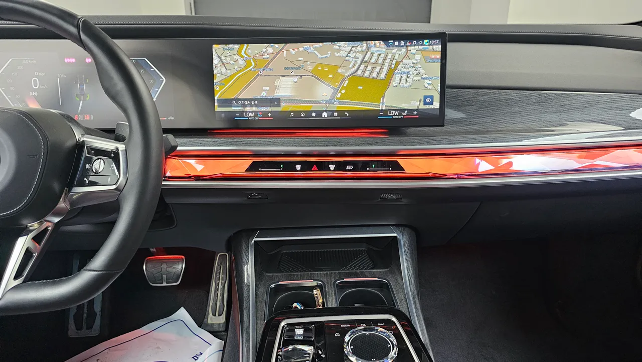 BMW 7er — miniaturë 14