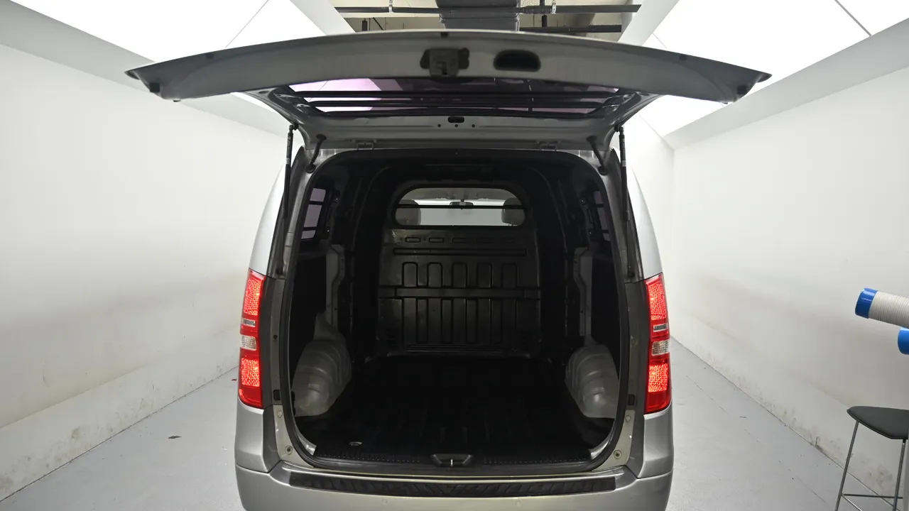 Hyundai Starex — miniaturë 19