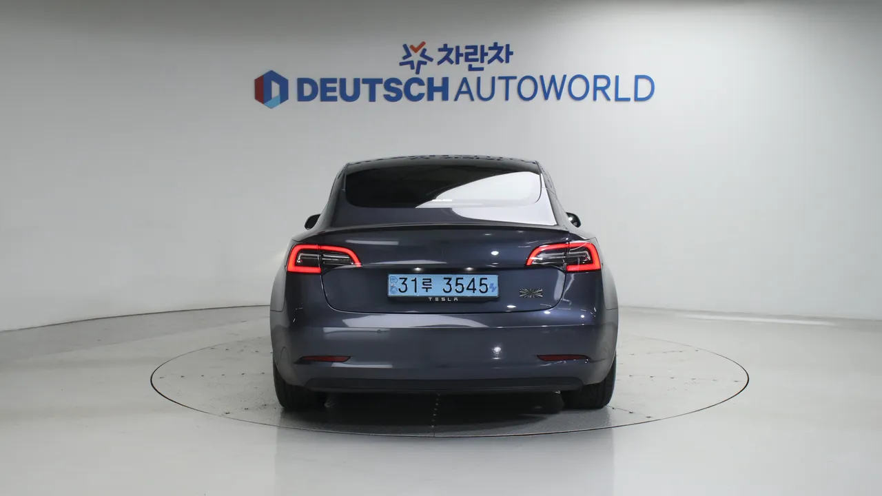 Tesla Model 3 72kWh Performance