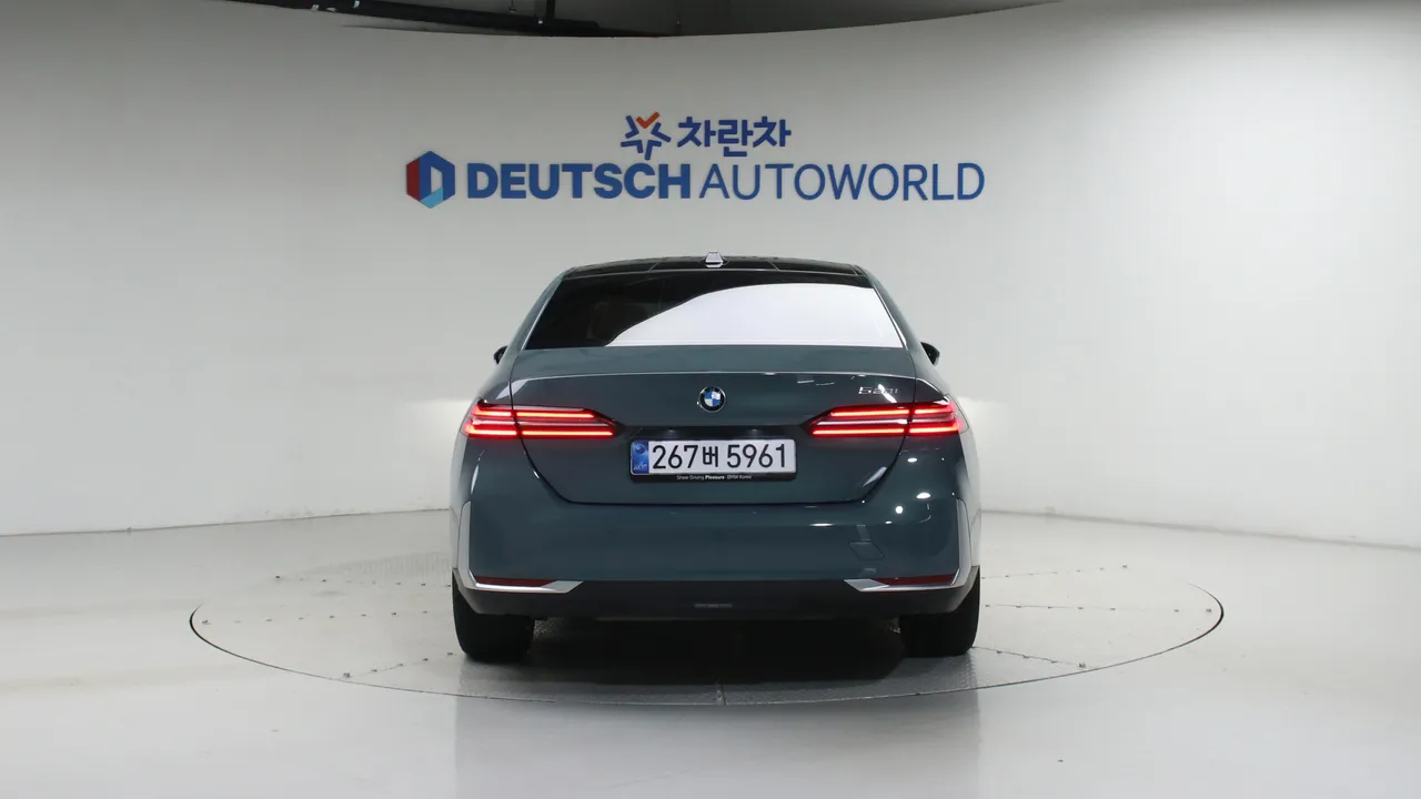 BMW 5er — miniaturë 4