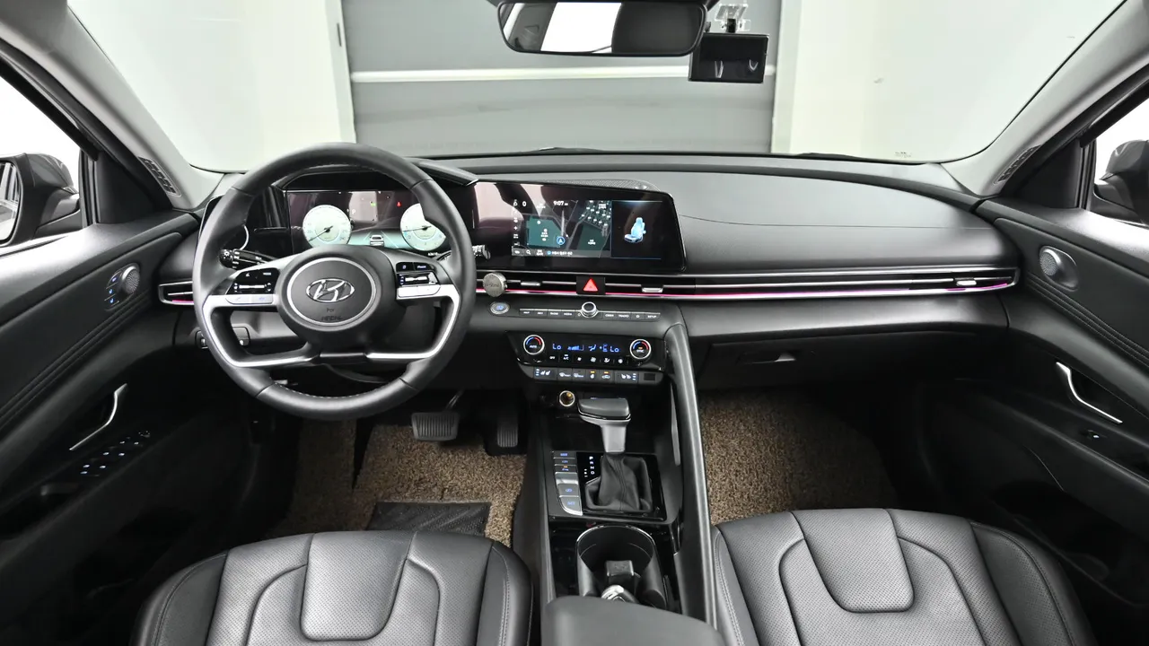 Hyundai Avante — miniaturë 7