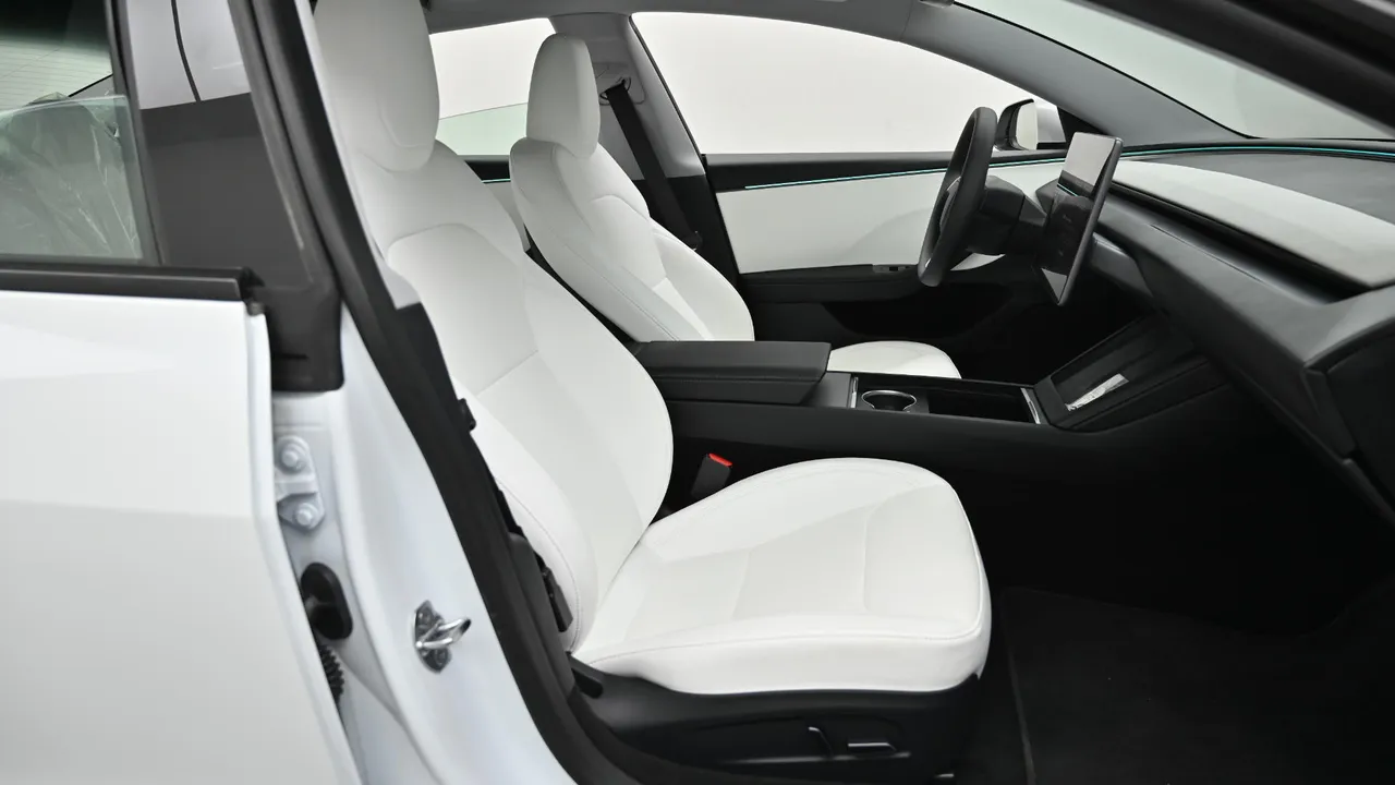 Tesla Model 3 85kWh Premium Long Range RWD