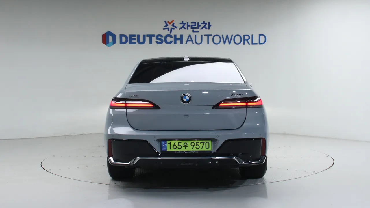 BMW 7er — miniaturë 22