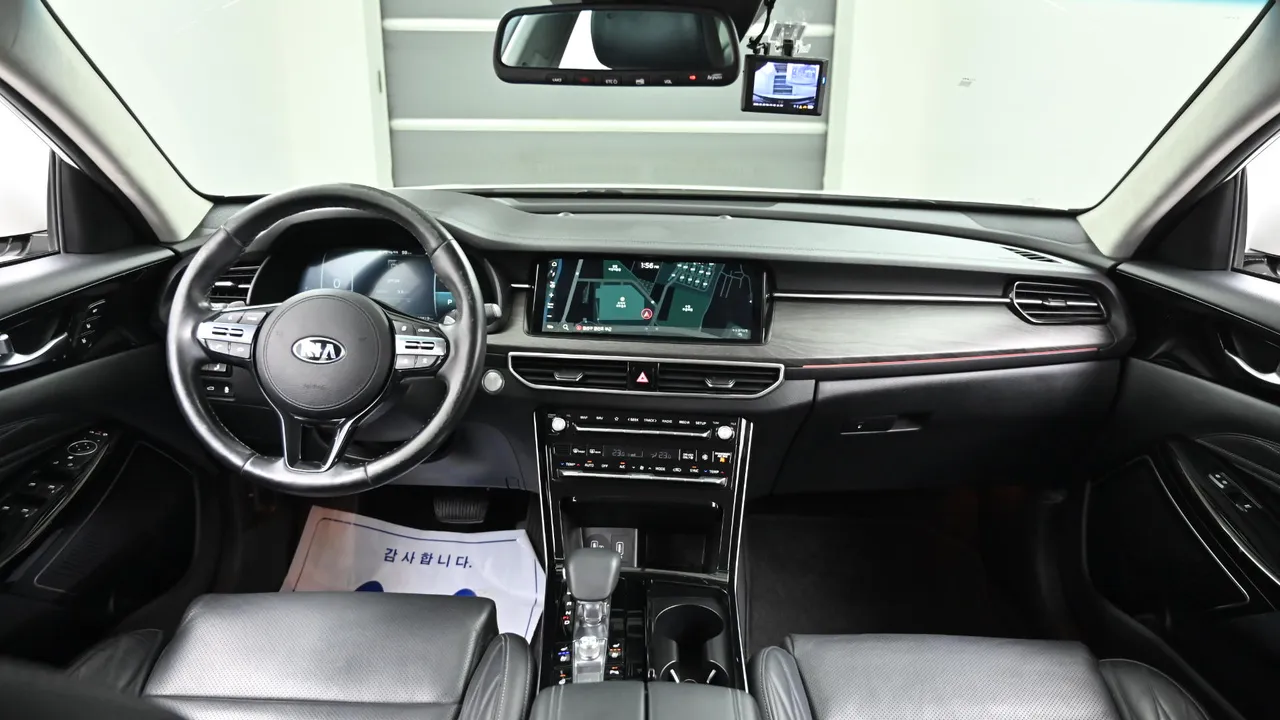 Kia K7 — miniaturë 7