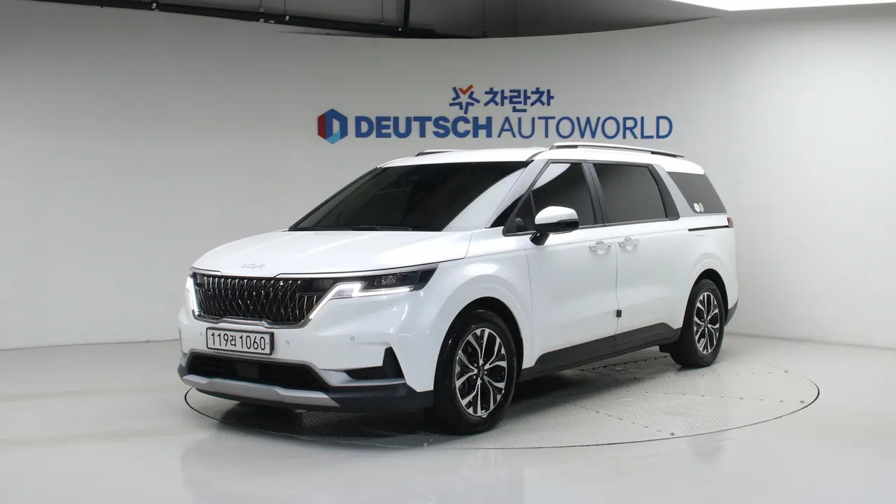 Kia Carnival 가솔린 9인승 프레스티지 — foto 1