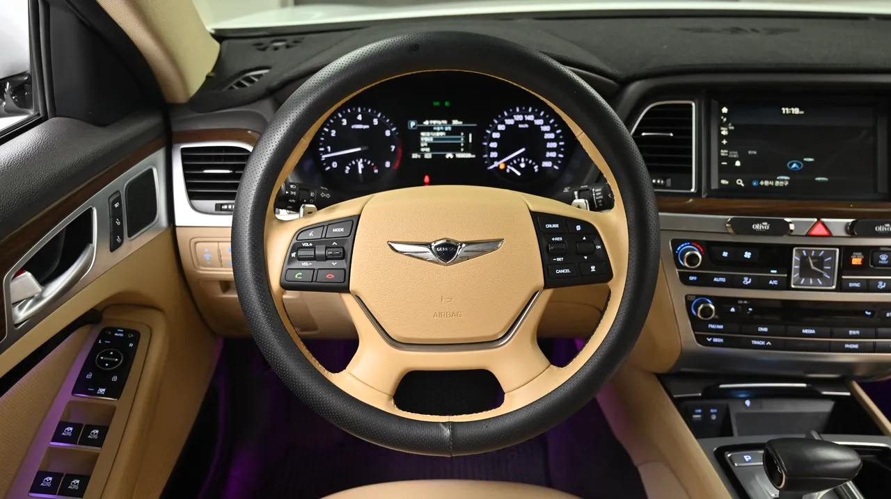 Genesis G80 — miniaturë 13