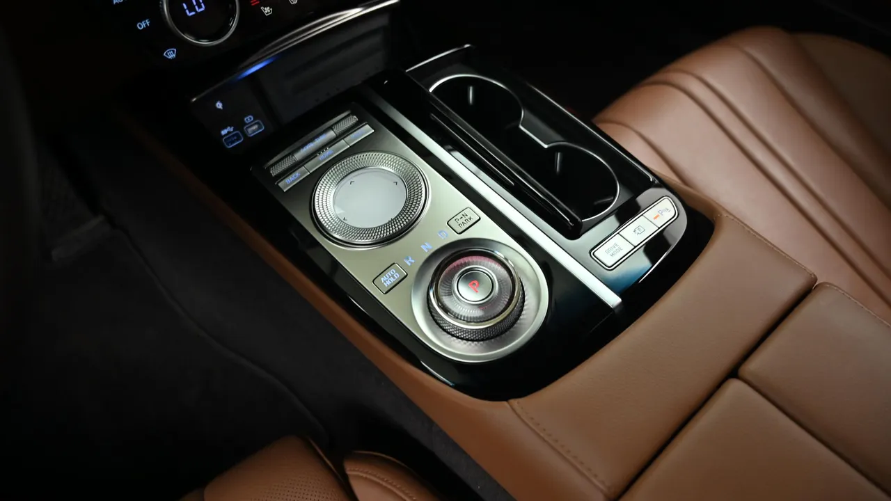 Genesis G80 — miniaturë 9