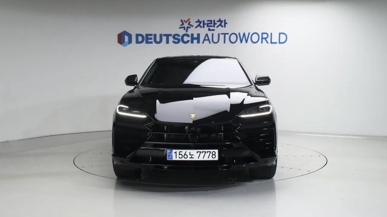 Lamborghini Urus — miniaturë 3