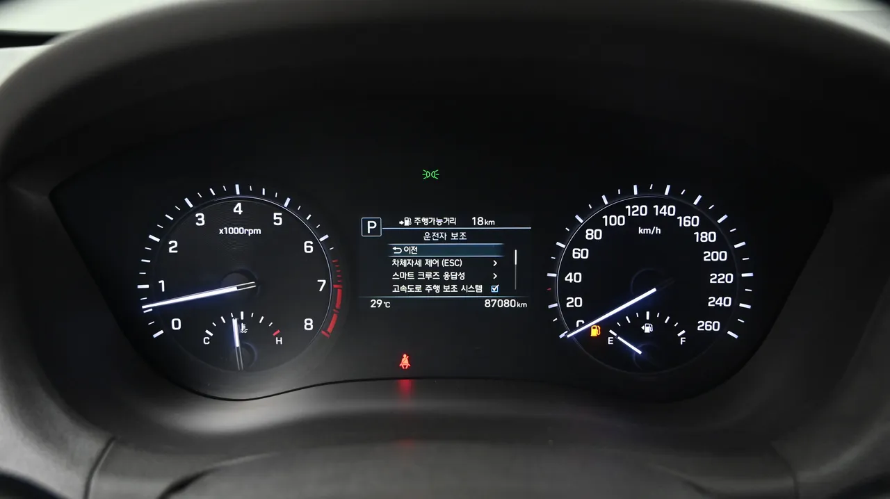 Genesis G80 — miniaturë 8