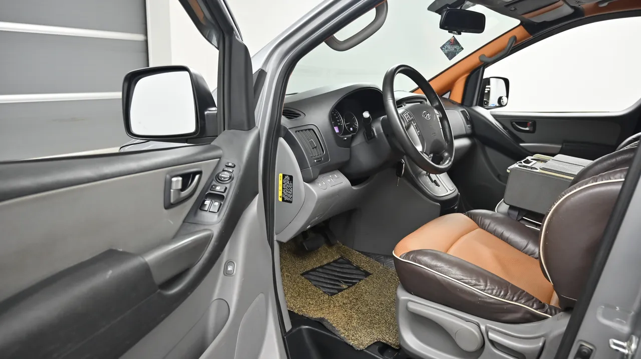 Hyundai Starex — miniaturë 11