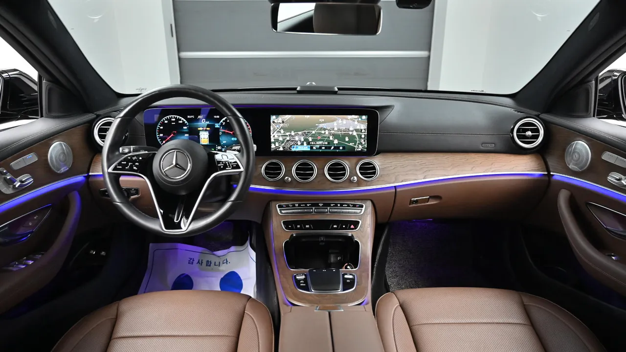 Mercedes-Benz E-klasse — miniaturë 7