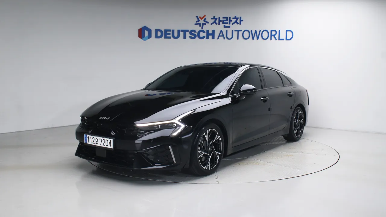 Kia K5 1.6 터보 시그니처 — foto 1