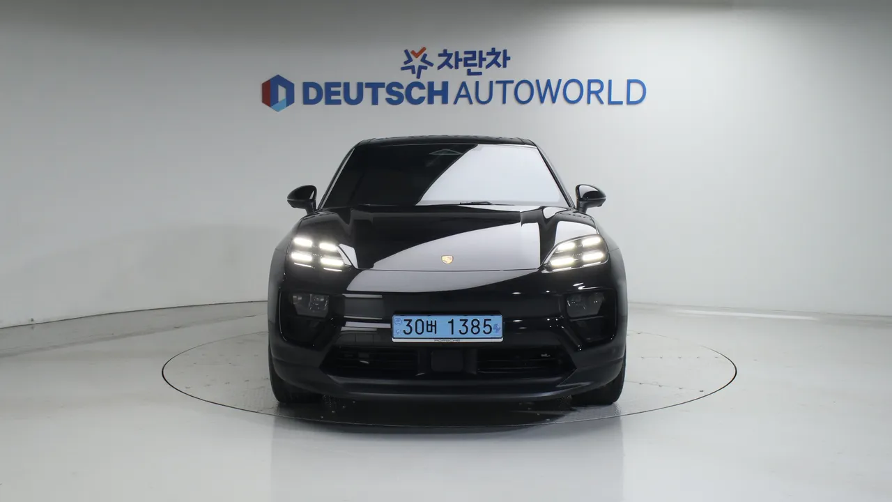 Porsche Macan — miniaturë 3
