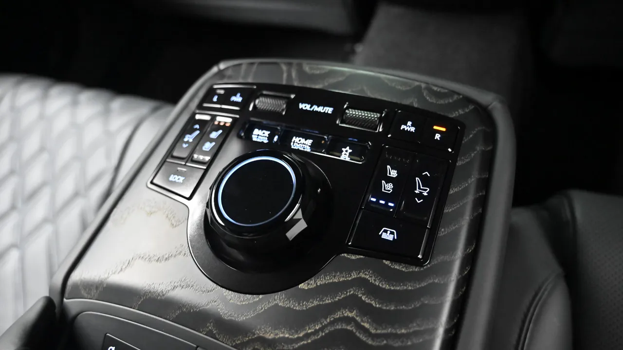 Genesis G80 — miniaturë 16
