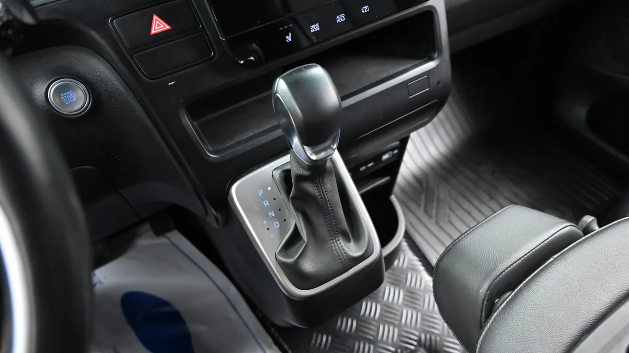 Hyundai Staria — miniaturë 9