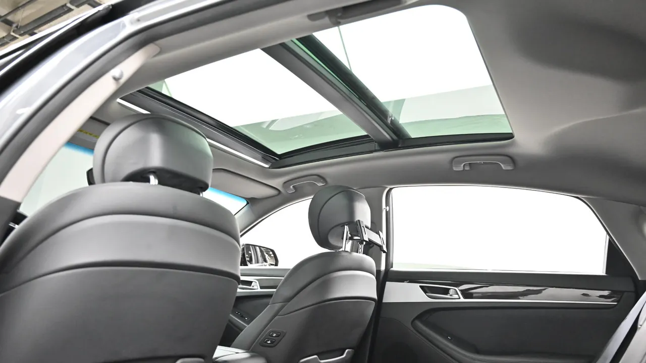Genesis G80 — miniaturë 18