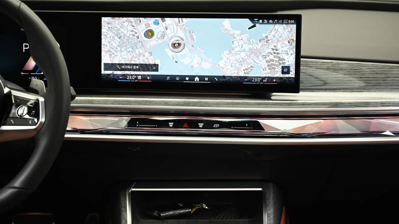 BMW 7er — miniaturë 14