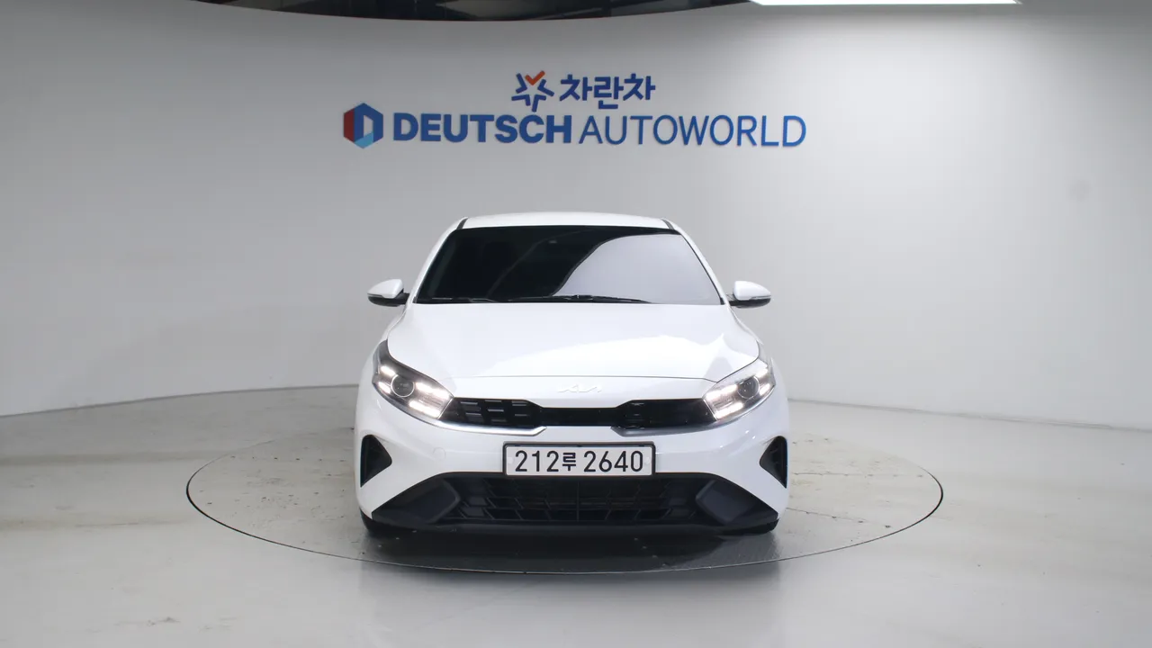 Kia K3 — miniaturë 3