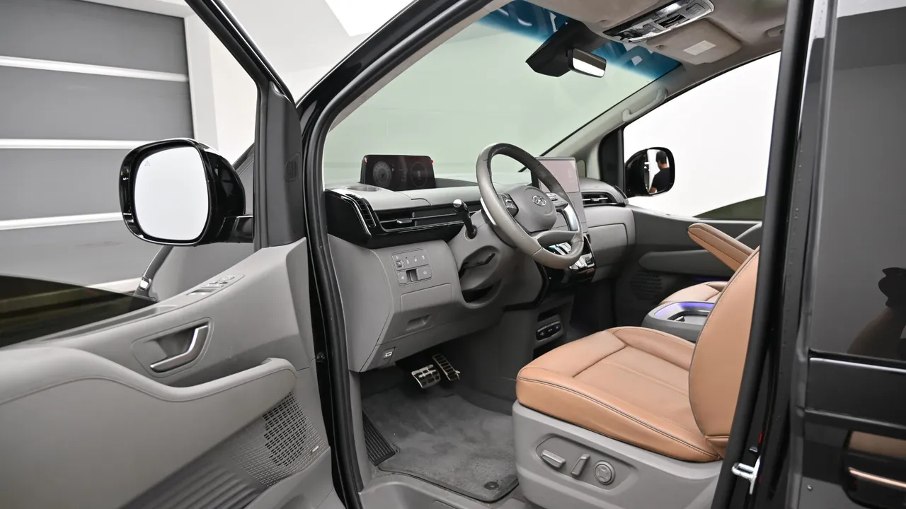 Hyundai Staria — miniaturë 11