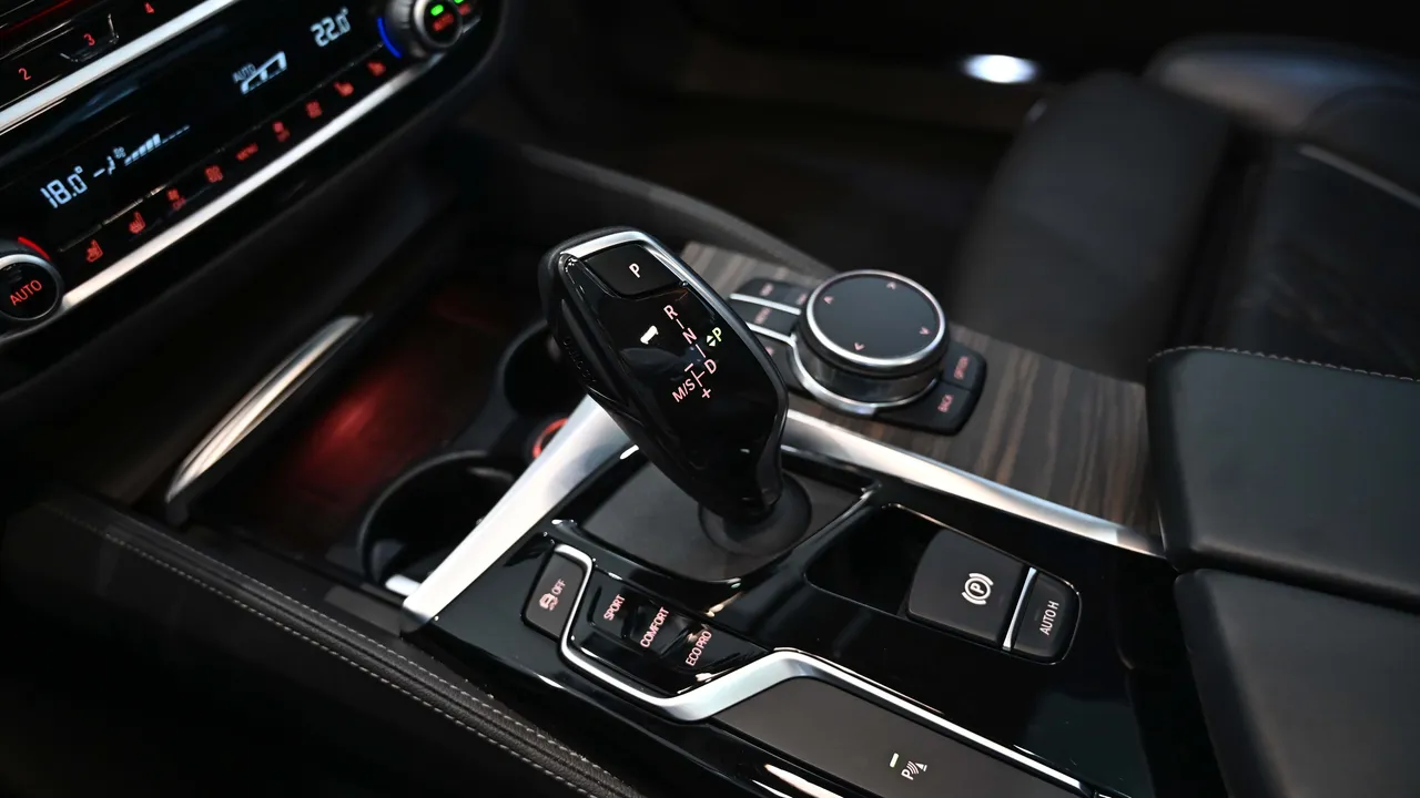 BMW 5er — miniaturë 11
