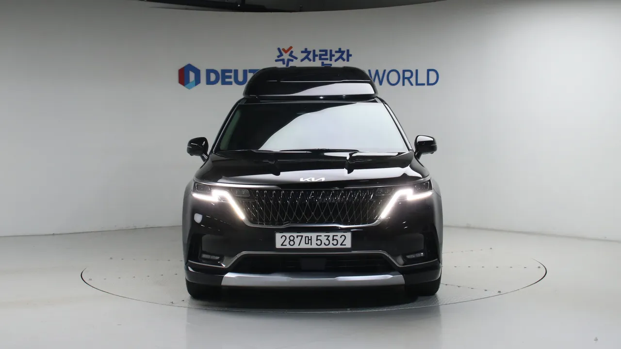 Kia Carnival — miniaturë 3