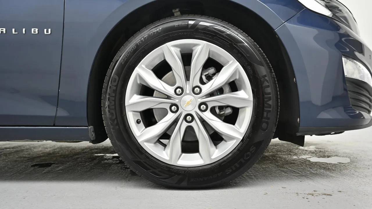 Chevrolet Malibu — miniaturë 5