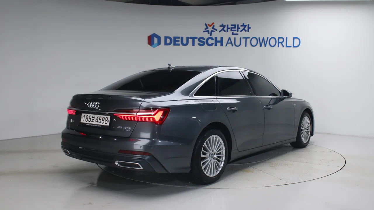 Audi A6 — miniaturë 2