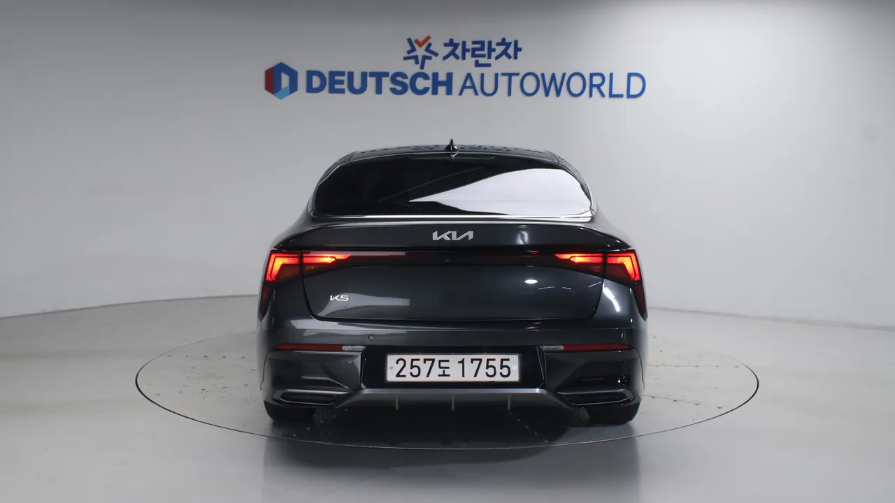 Kia K5 — miniaturë 4