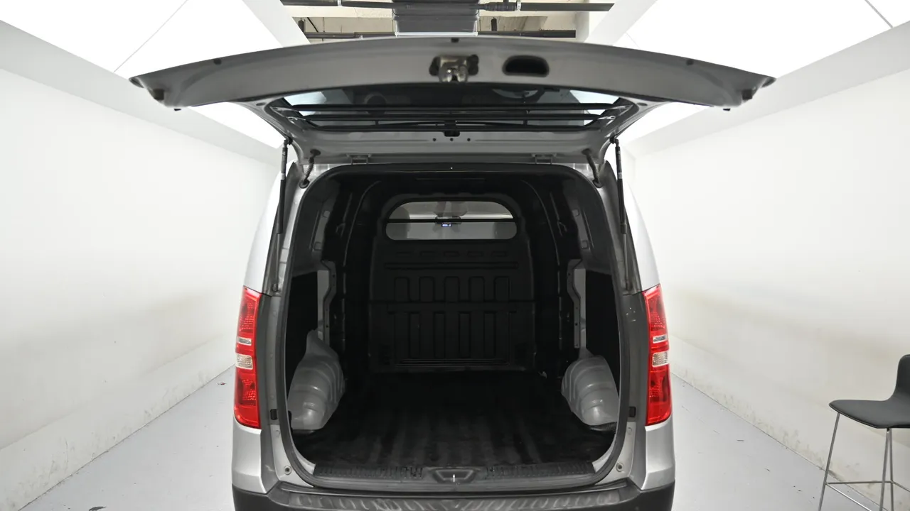Hyundai Starex — miniaturë 19