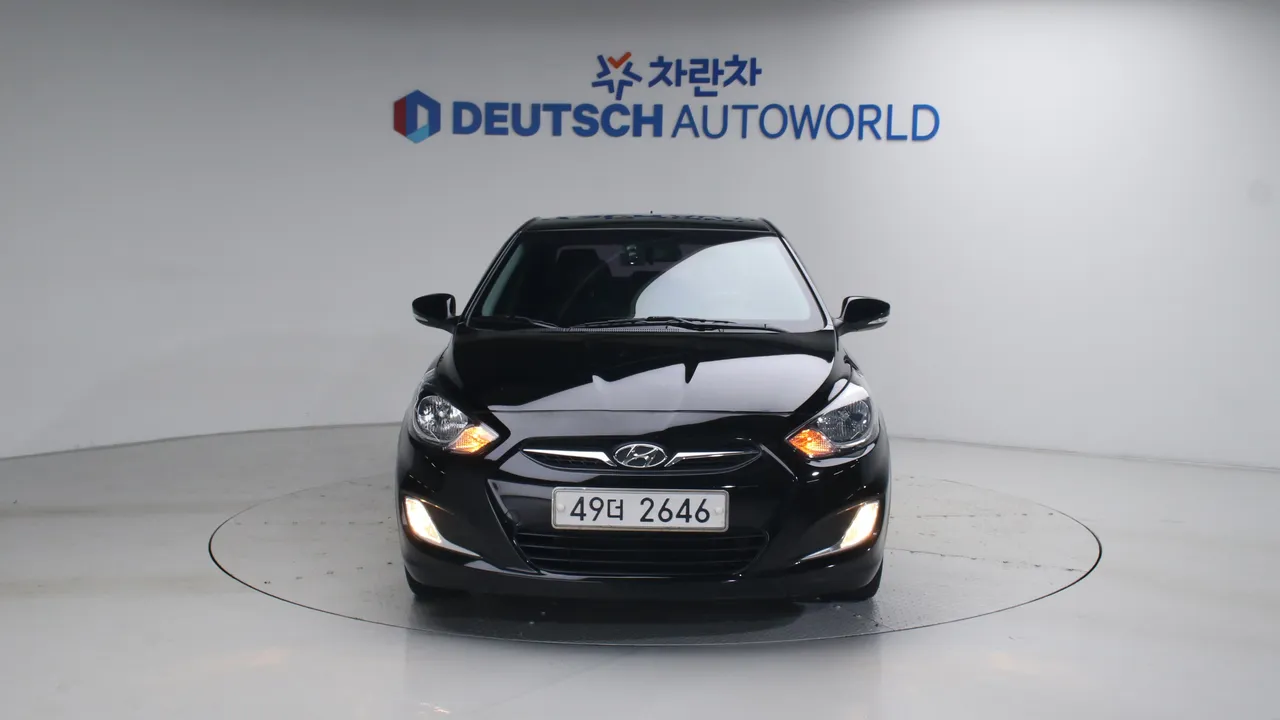 Hyundai Accent — miniaturë 3