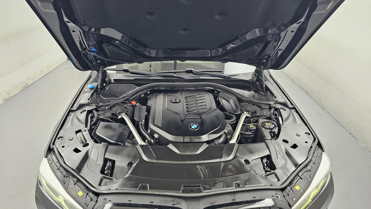 BMW 7er — miniaturë 6