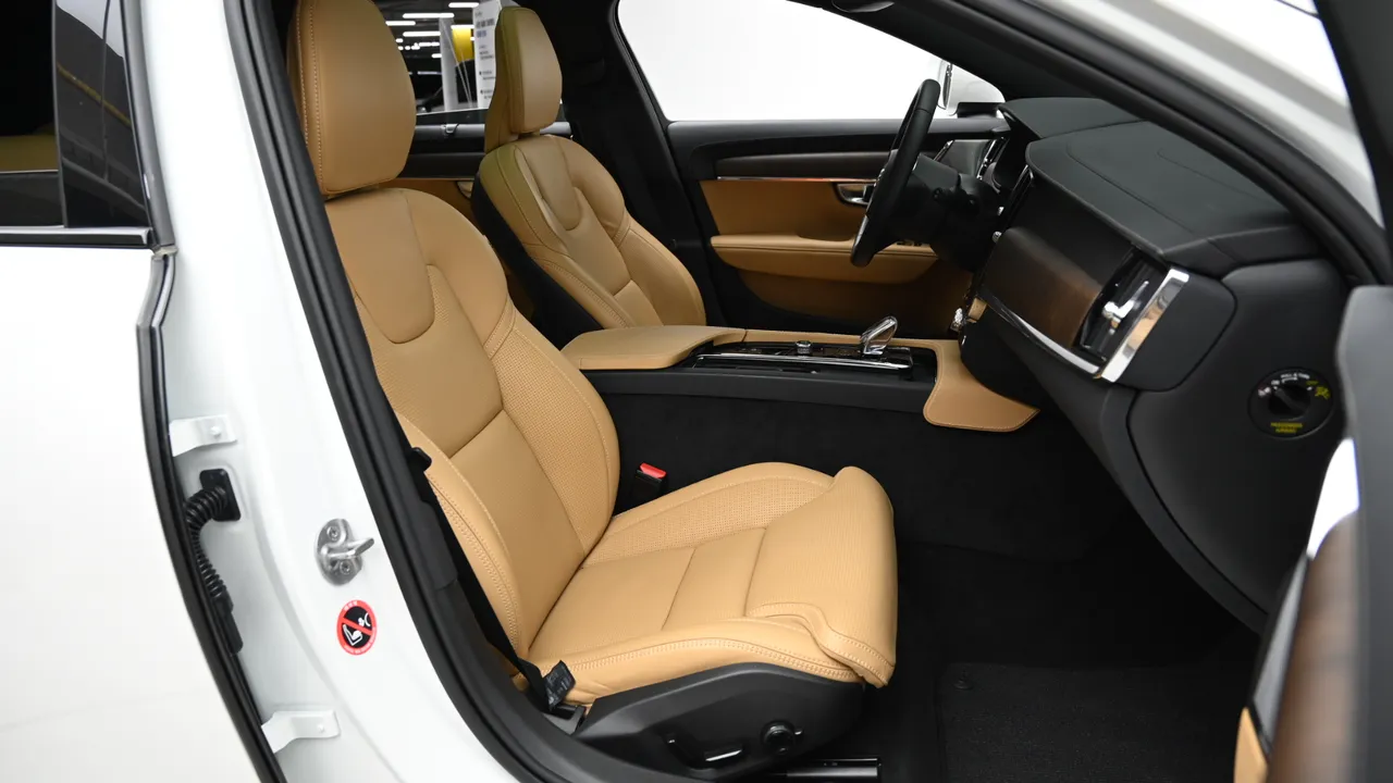 Volvo V90 Cross Country B5 Ultra AWD