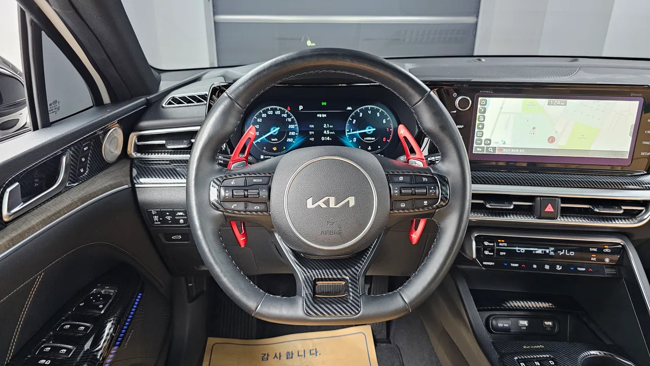 Kia K5 — miniaturë 13