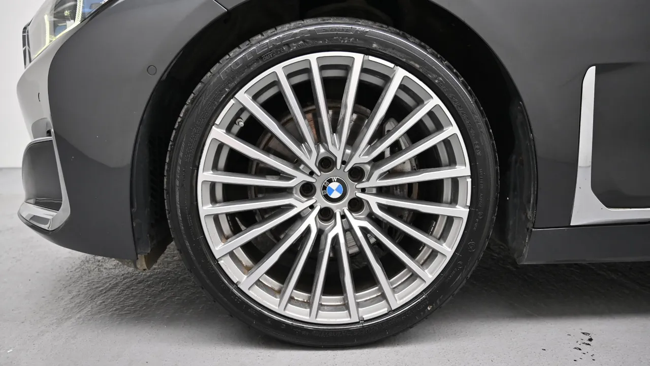 BMW 7er — miniaturë 5