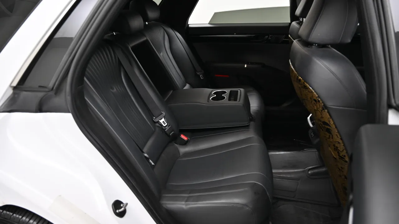Hyundai Grandeur — miniaturë 12