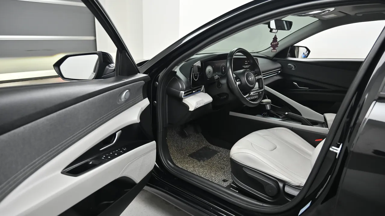 Hyundai Avante — miniaturë 11