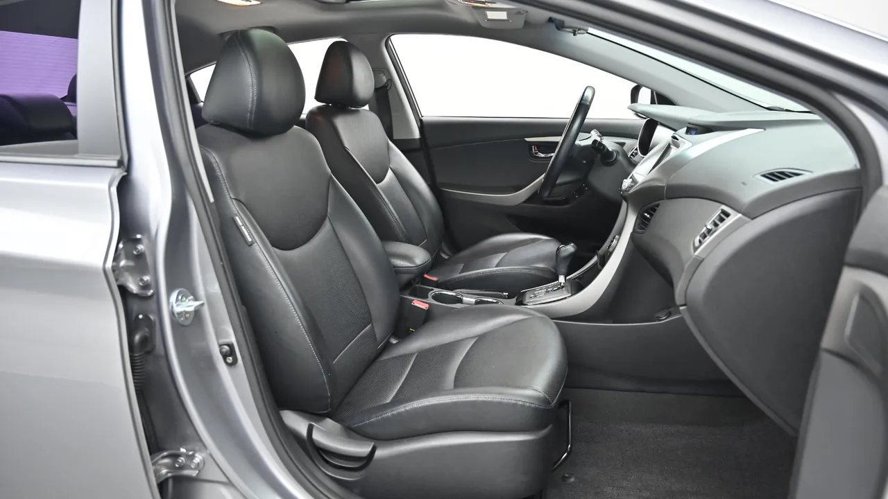 Hyundai Avante — miniaturë 10