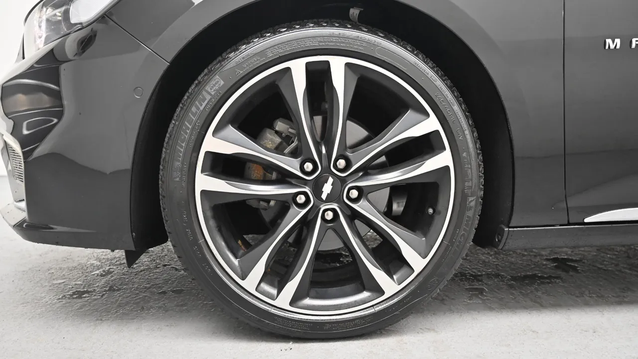 Chevrolet Malibu — miniaturë 5