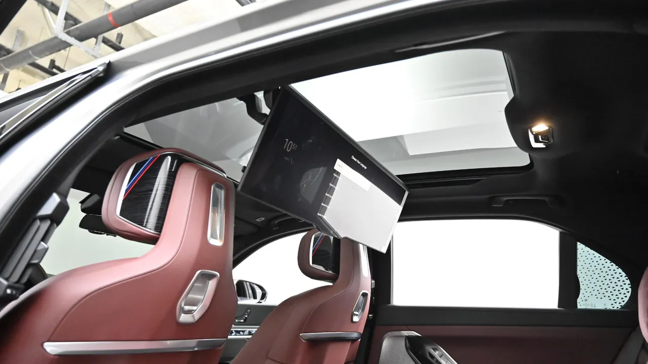 BMW i7 — miniaturë 28