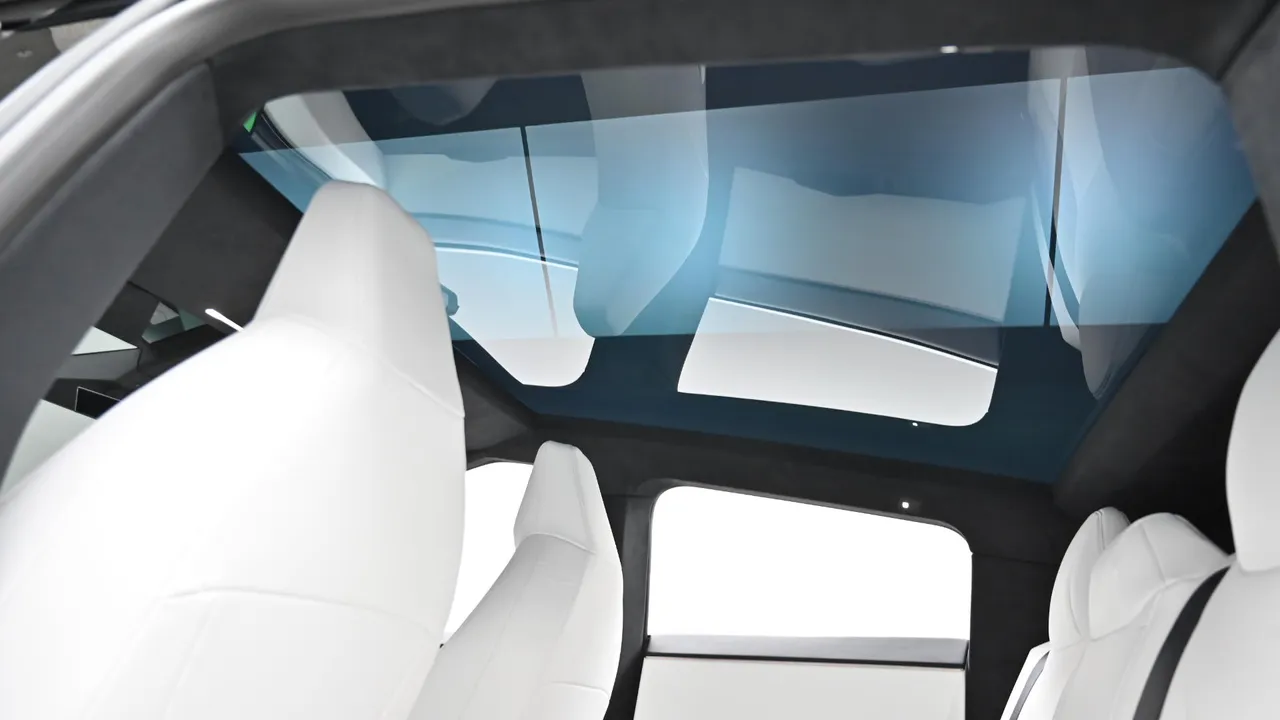 Tesla Cybertruck — miniaturë 18