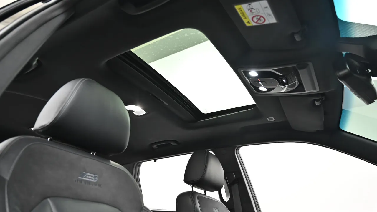 SsangYong Rexton — miniaturë 18